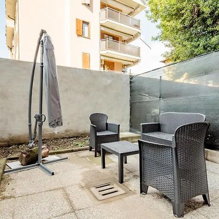 A.P. Appartamento O Camera Corsico Exteriér fotografie