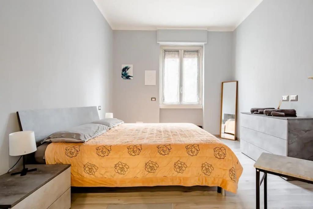 A.P. Appartamento O Camera Corsico Exteriér fotografie